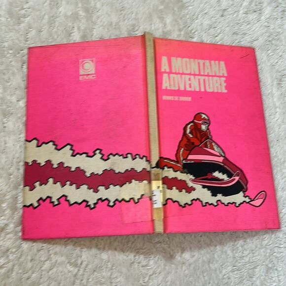 A Montana Adventure Dennis St. Sauver Tromp It 1973 ISBN 0912022507 Snowmobile - Picture 9 of 9